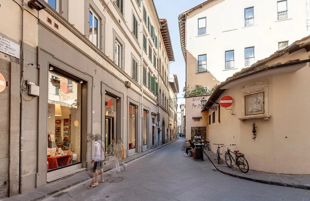 Guendalina Apartment By Mamo Florence-1